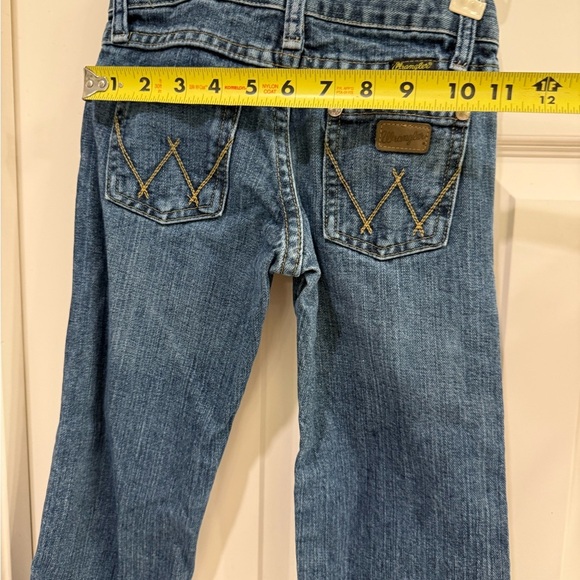 Wrangler Retro - Relaxed Straight Blue Jeans - Youth 5 - Picture 2 of 6